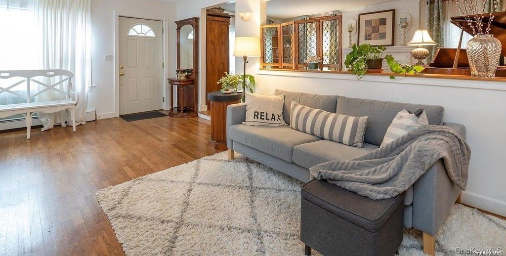 Photo of 1 Motts Lane, Glenwood Landing, NY 11547 (MLS # 965983)