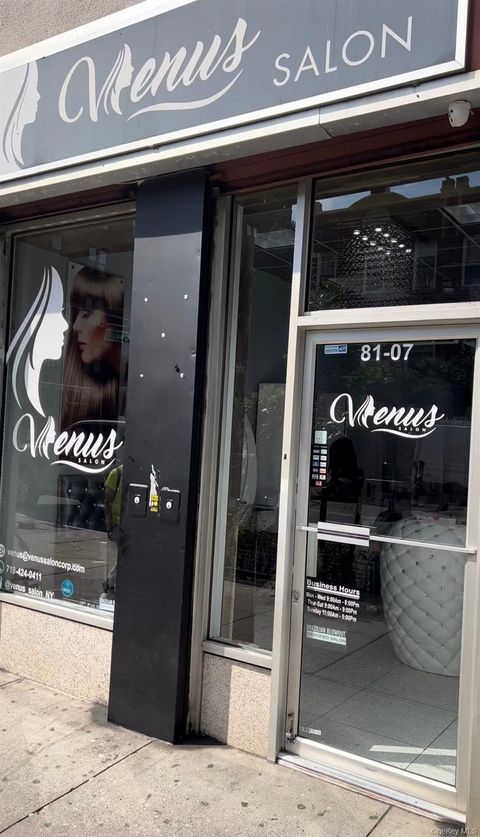 8107 37 th ave Avenue Jackson Heights NY 11372