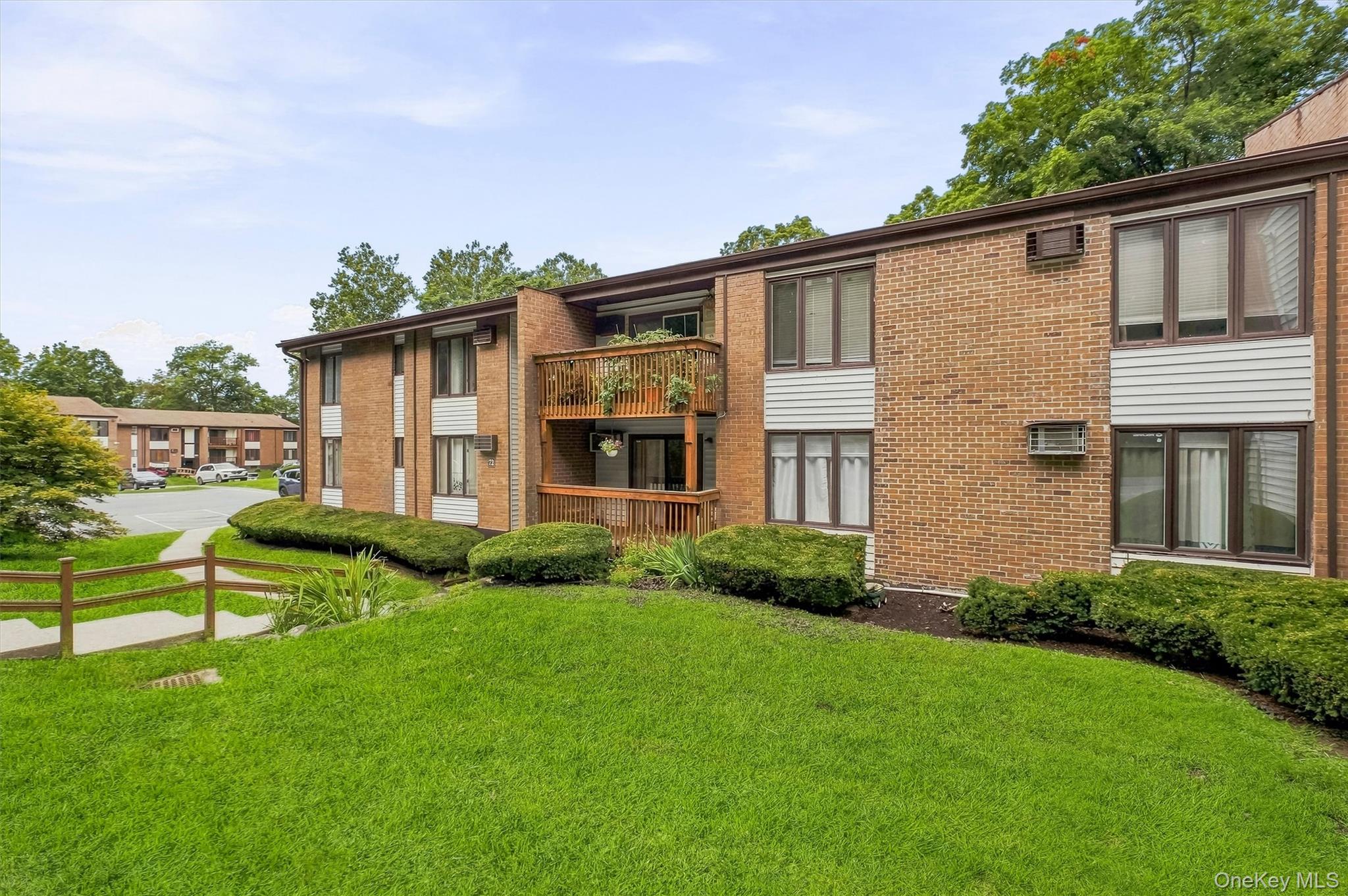 3 Hook Road 72A