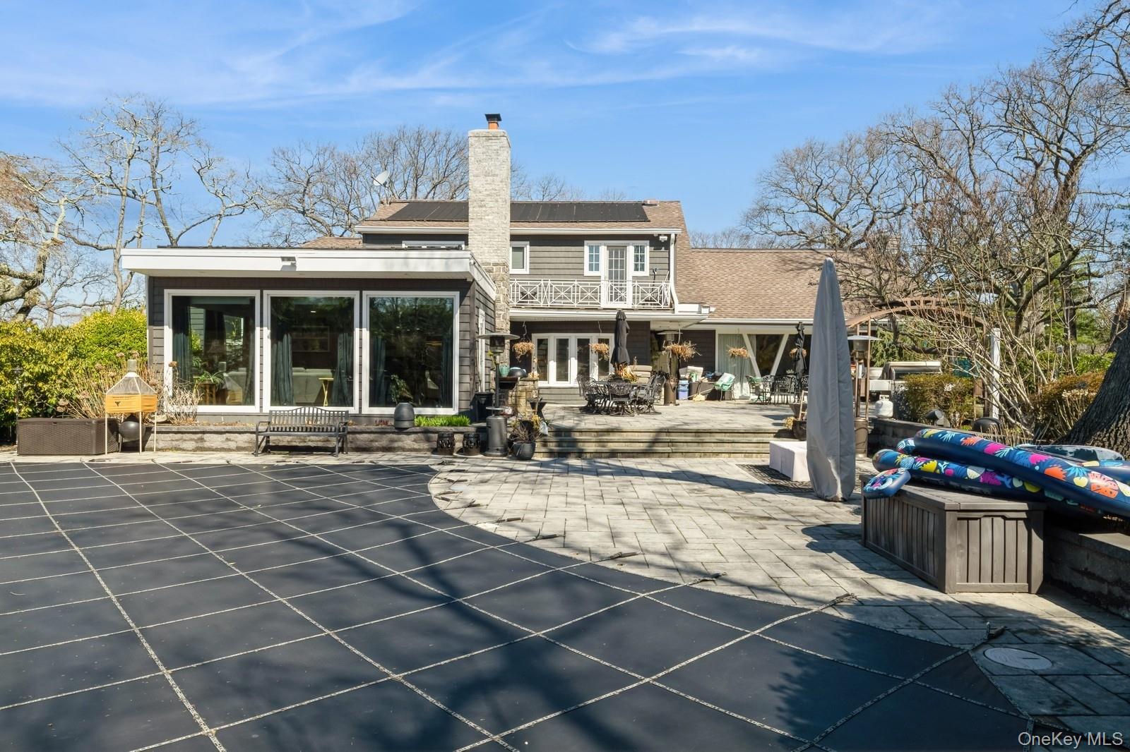 Lawrence, New York 11559, United States, 6 Bedrooms Bedrooms, ,5 BathroomsBathrooms,Residential,Active,82609