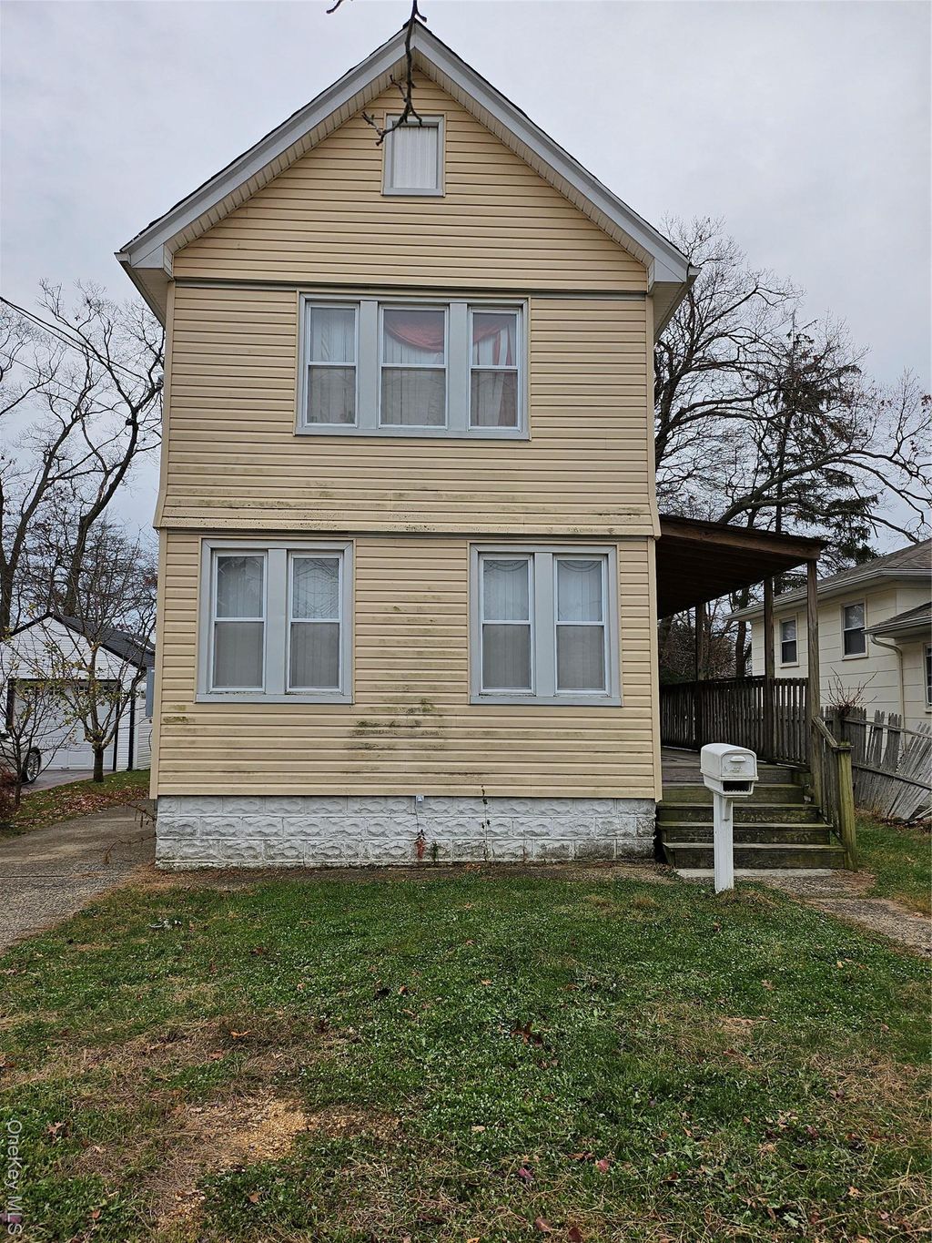 Photo of 54 Marshall St W, Hempstead, NY 11550 (MLS # 944990)