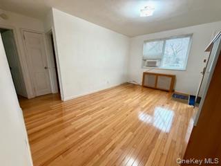 67-20 218 Street Lower