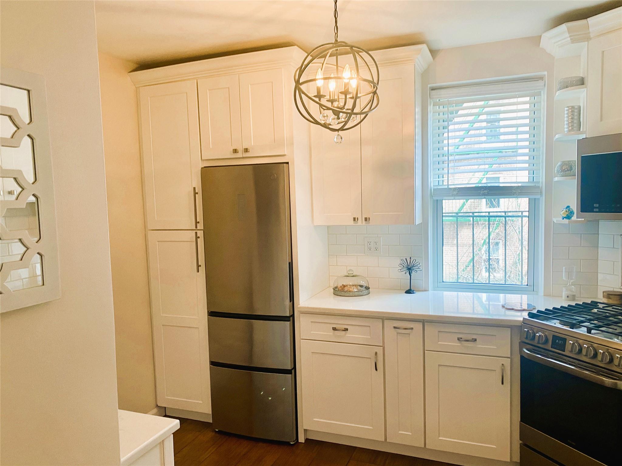 30 Cathedral Avenue #3D, Hempstead, New York image 5