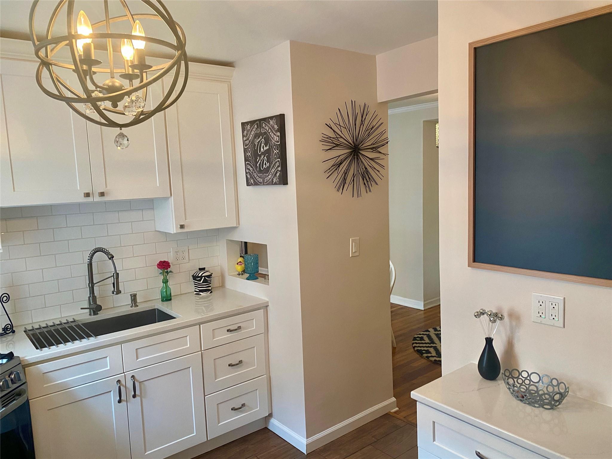 30 Cathedral Avenue #3D, Hempstead, New York image 6