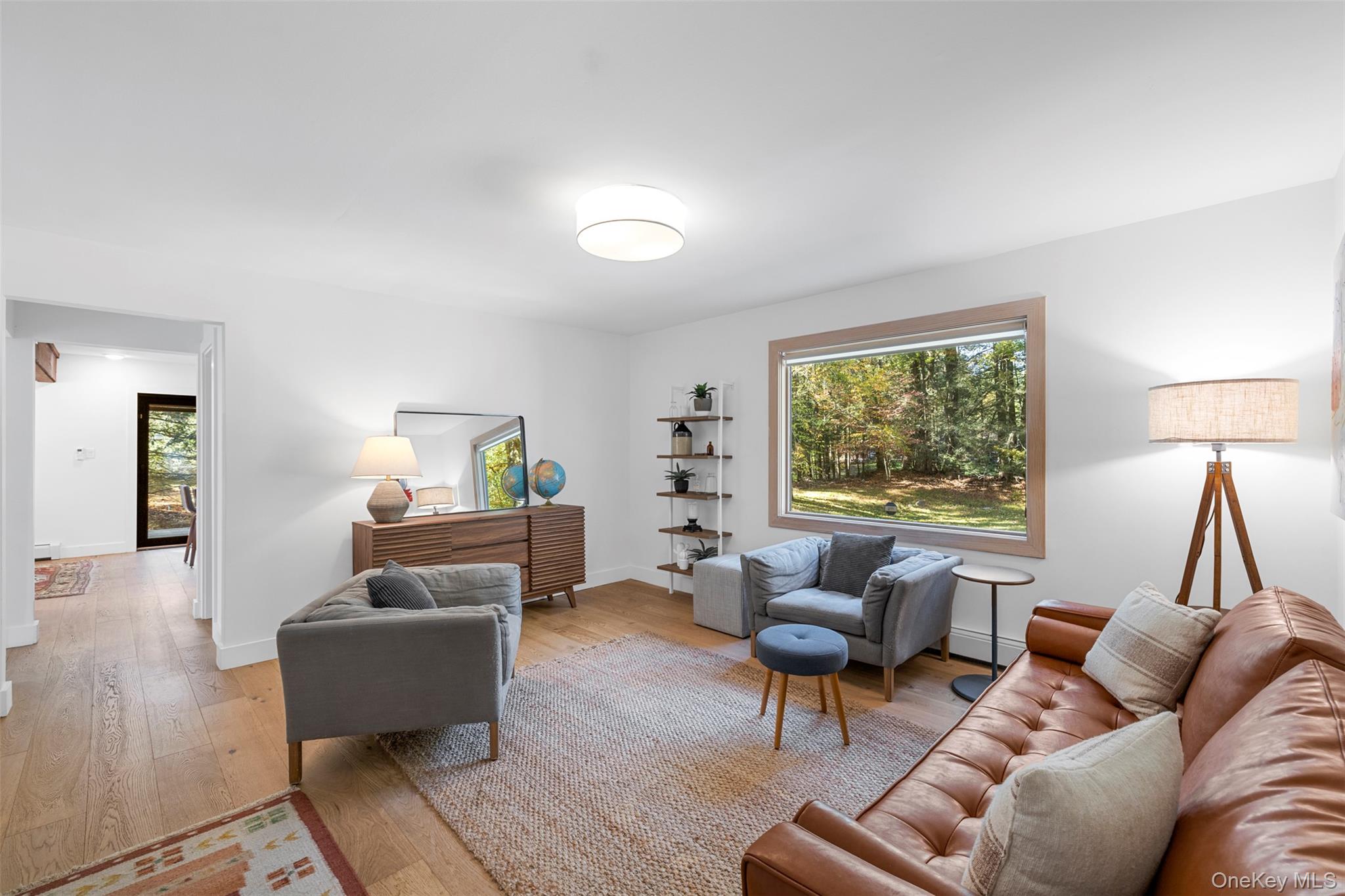 Woodstock, New York 12498, United States, 4 Bedrooms Bedrooms, ,3 BathroomsBathrooms,Residential,Active,225985