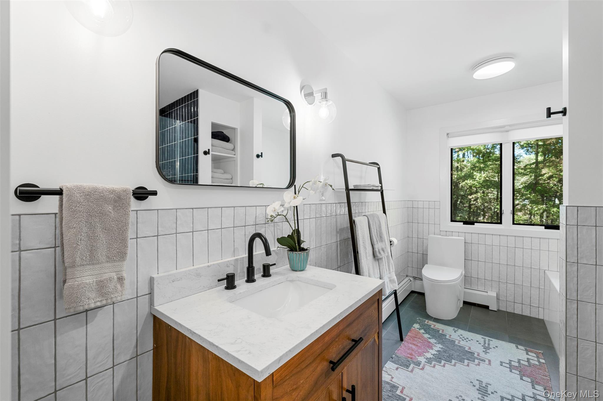 Woodstock, New York 12498, United States, 4 Bedrooms Bedrooms, ,3 BathroomsBathrooms,Residential,Active,225985