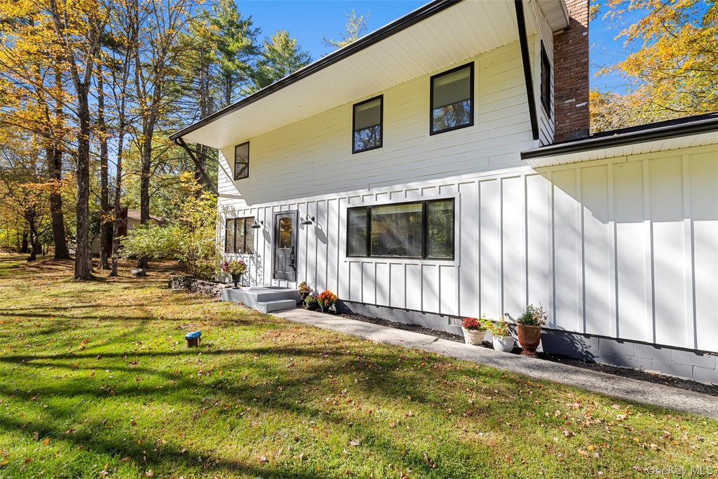Photo of 90 Van Dale Road, Woodstock, NY 12498 (MLS # 920540)