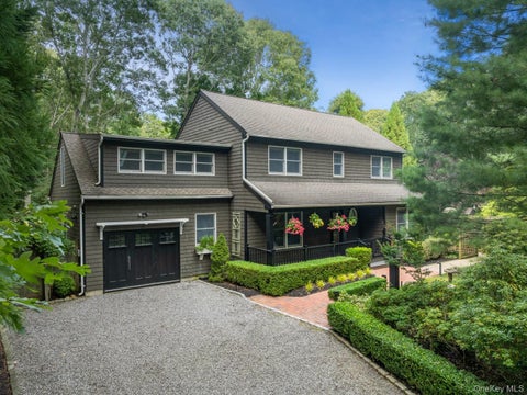 Homes For Sale - 37 Barnes Avenue<br/> East Hampton, NY 11937