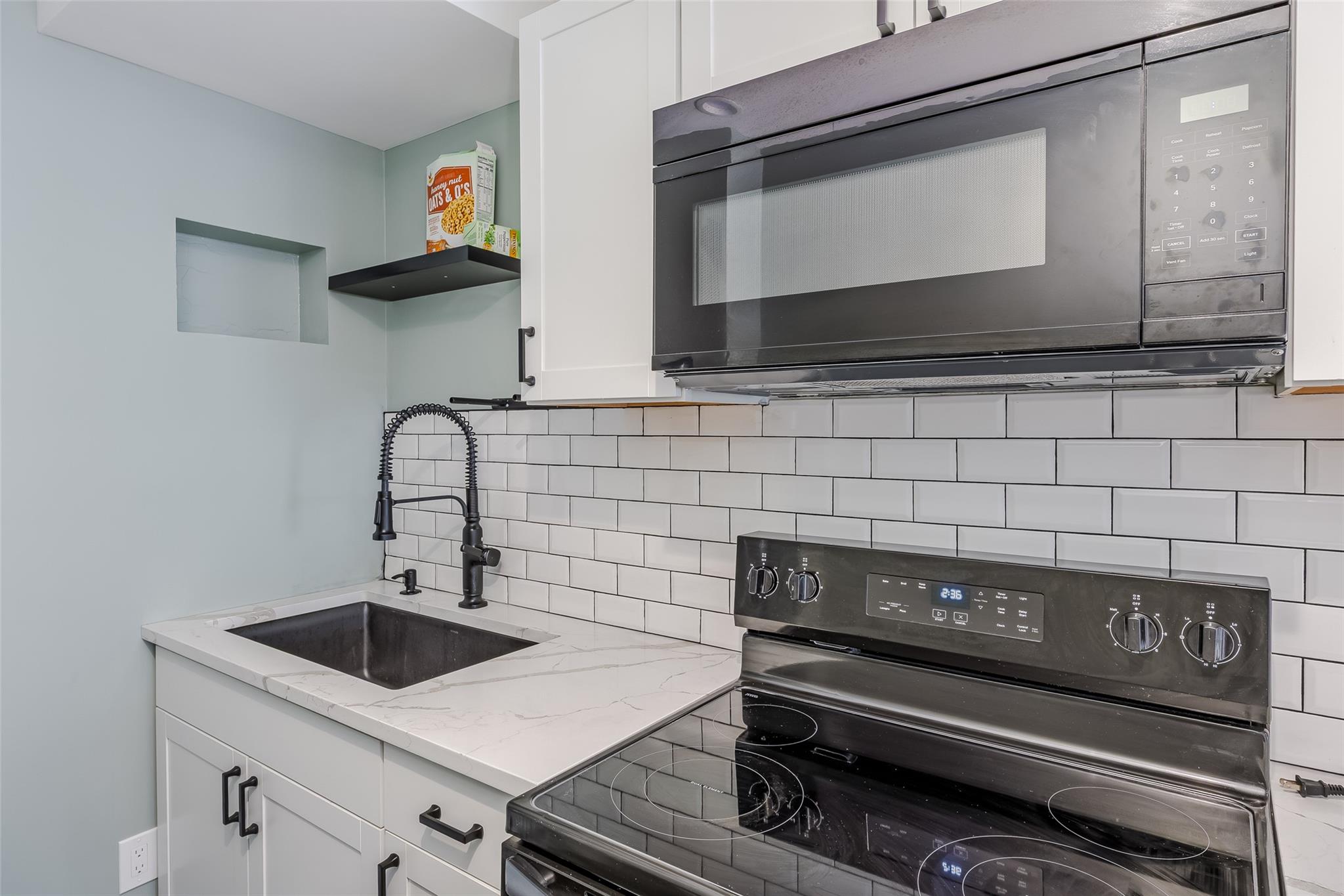 322 Oak Neck Road, West Islip, New York image 30