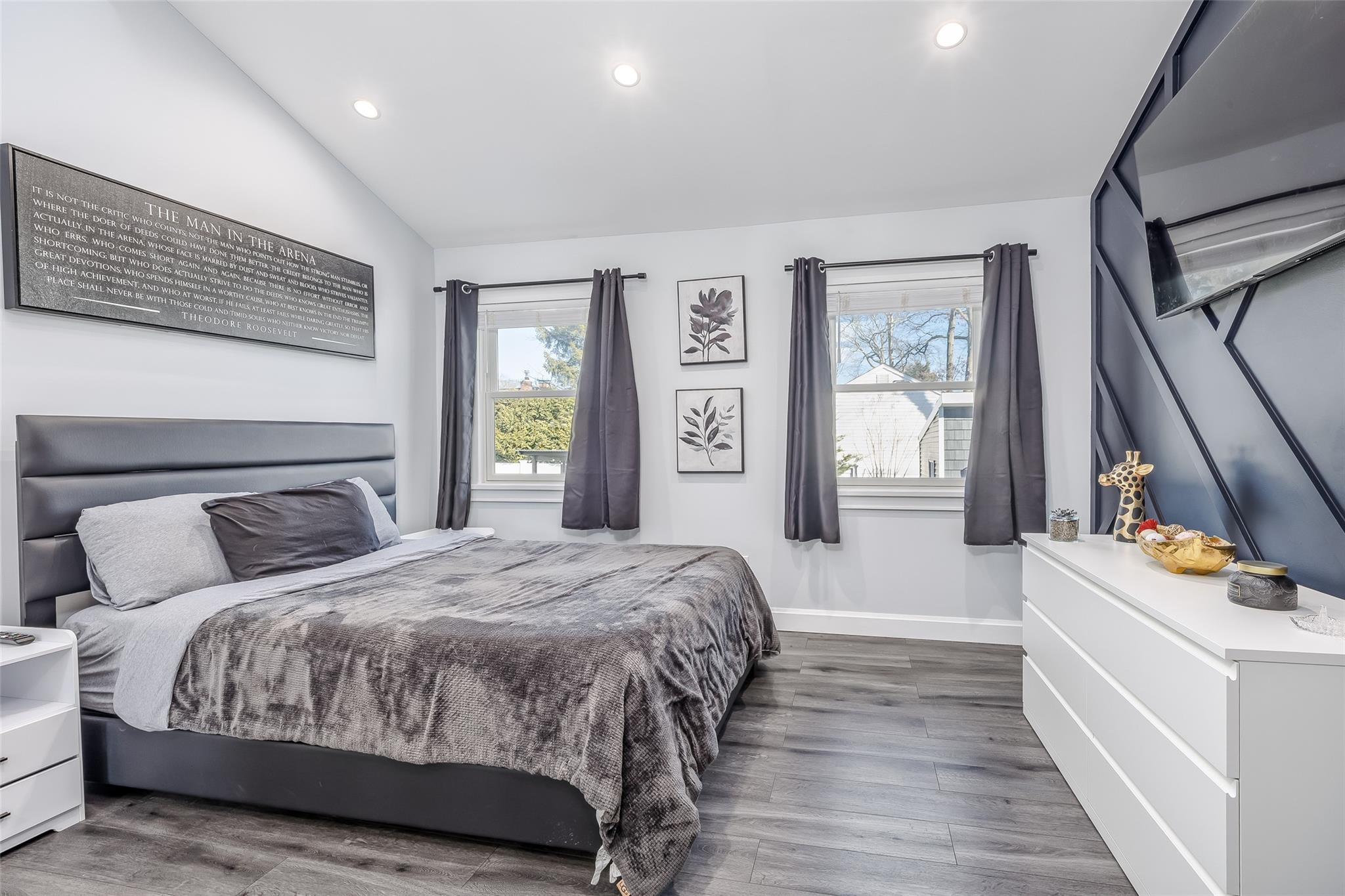 322 Oak Neck Road, West Islip, New York image 14