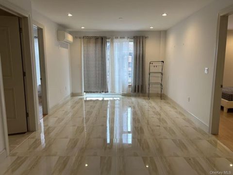 Photo of 6538 Austin Street #6F, Rego Park, NY 11374 (MLS # 932976)