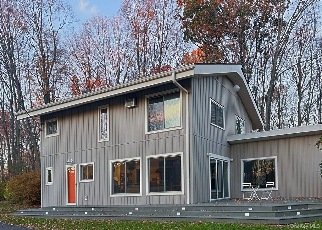 Photo of 11 Stream Lane, Pleasant Valley, NY 12569 (MLS # 1066610)