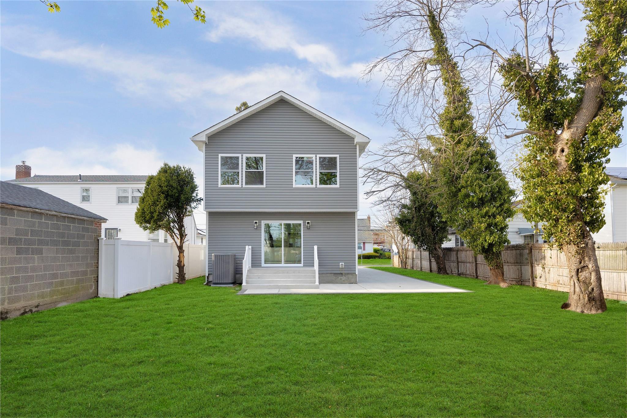 688 Beck Street, Uniondale, New York image 6