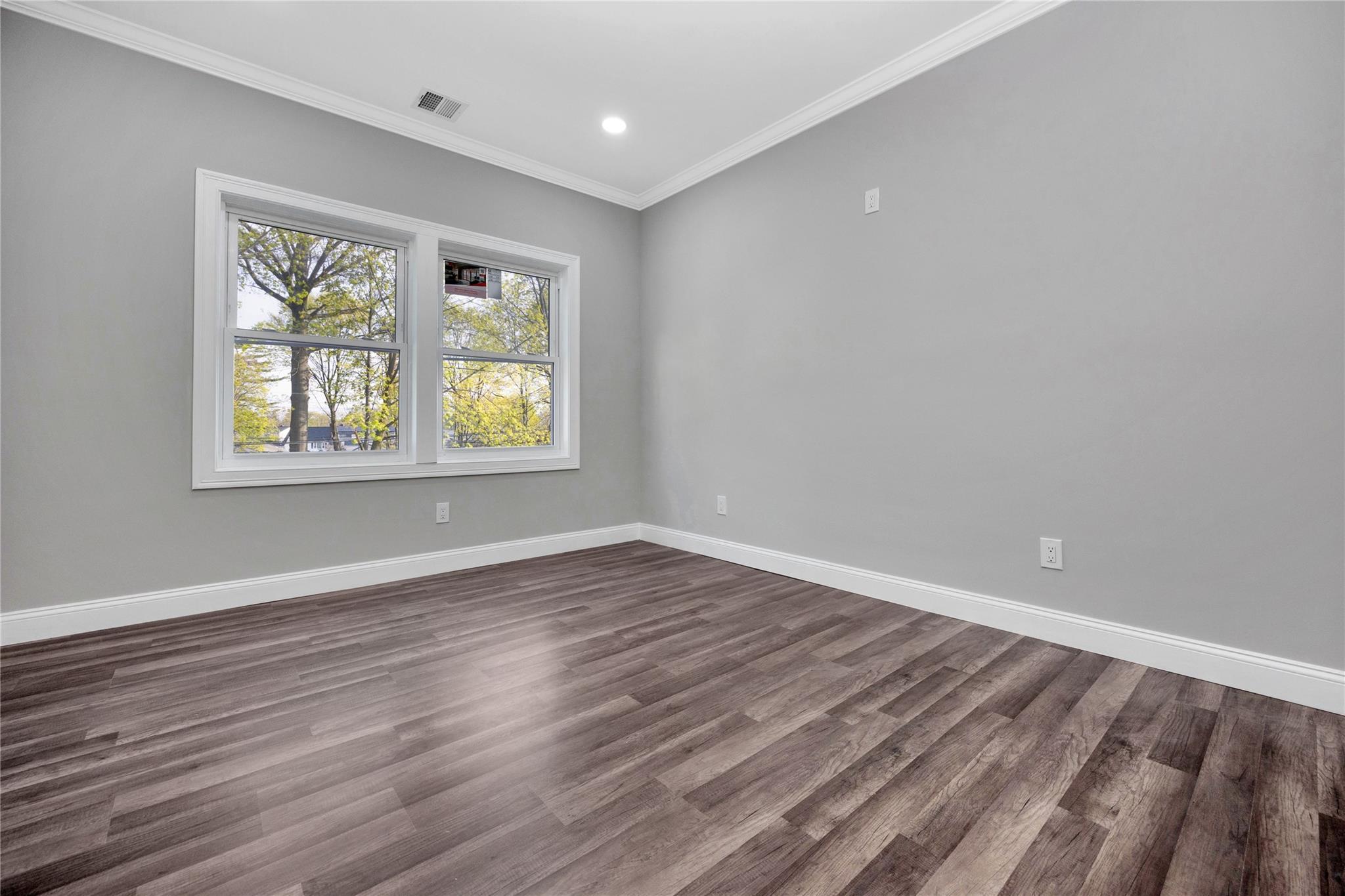 688 Beck Street, Uniondale, New York image 35