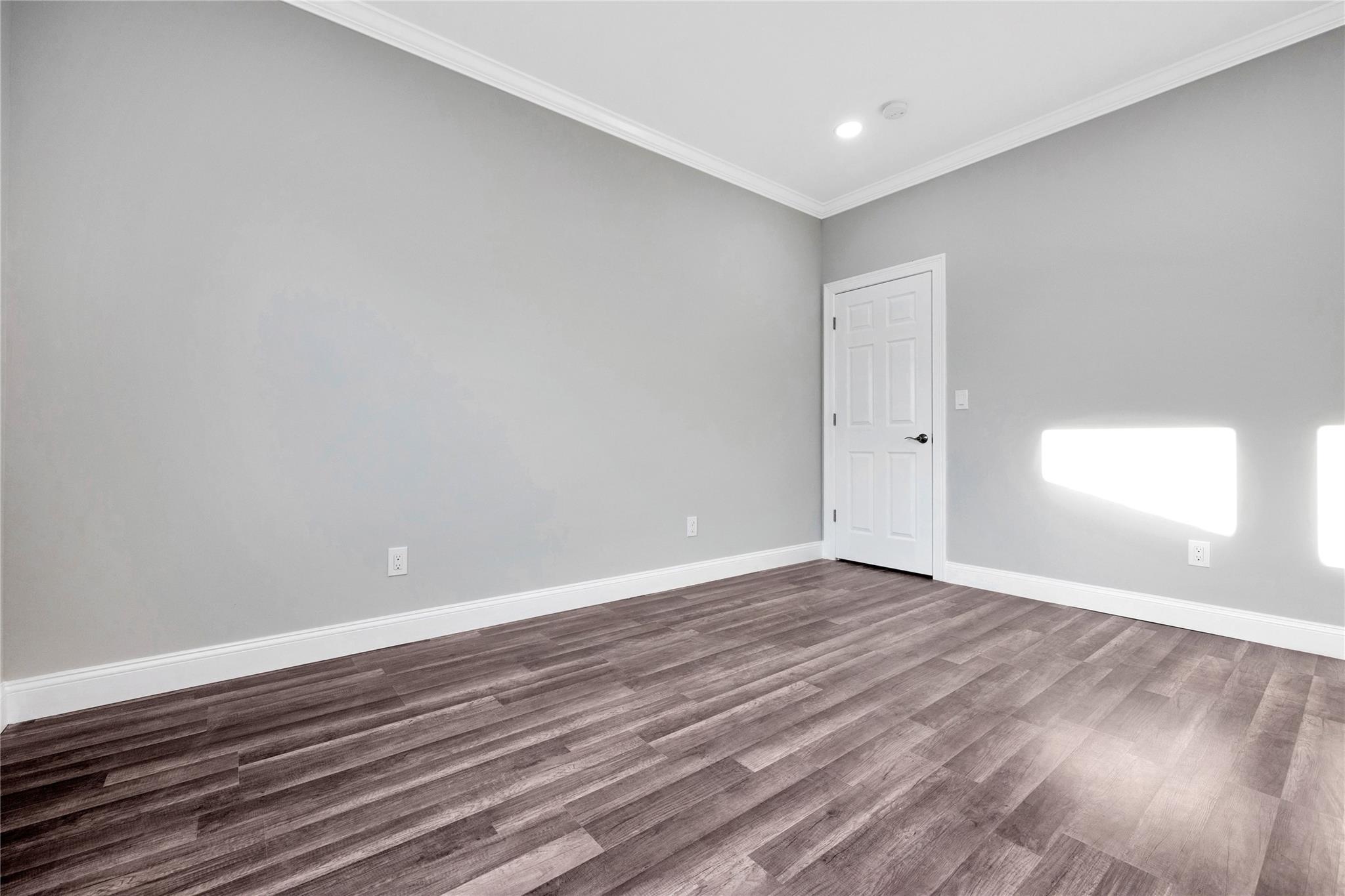 688 Beck Street, Uniondale, New York image 36