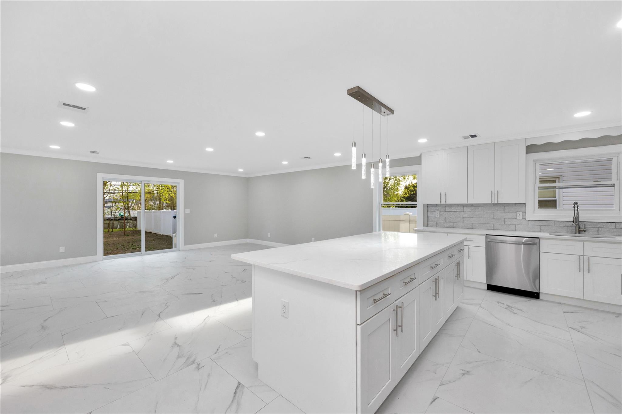 688 Beck Street, Uniondale, New York image 14