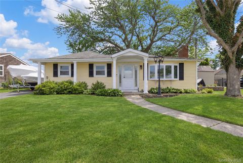 Photo of 25 Dolphin Road, East Quogue, NY 11942 (MLS # 965997)