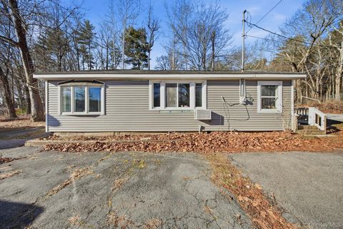 4 Old Road Cuddebackville NY 12729