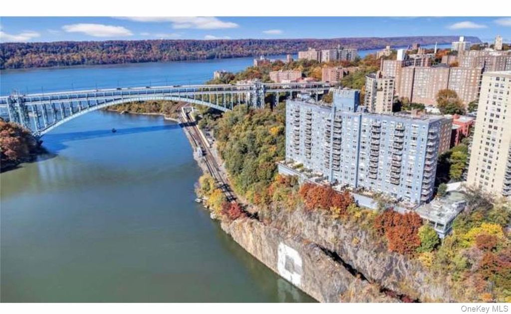 Photo of 2400 Johnson Avenue #10F, Bronx, NY 10463 (MLS # 989581)