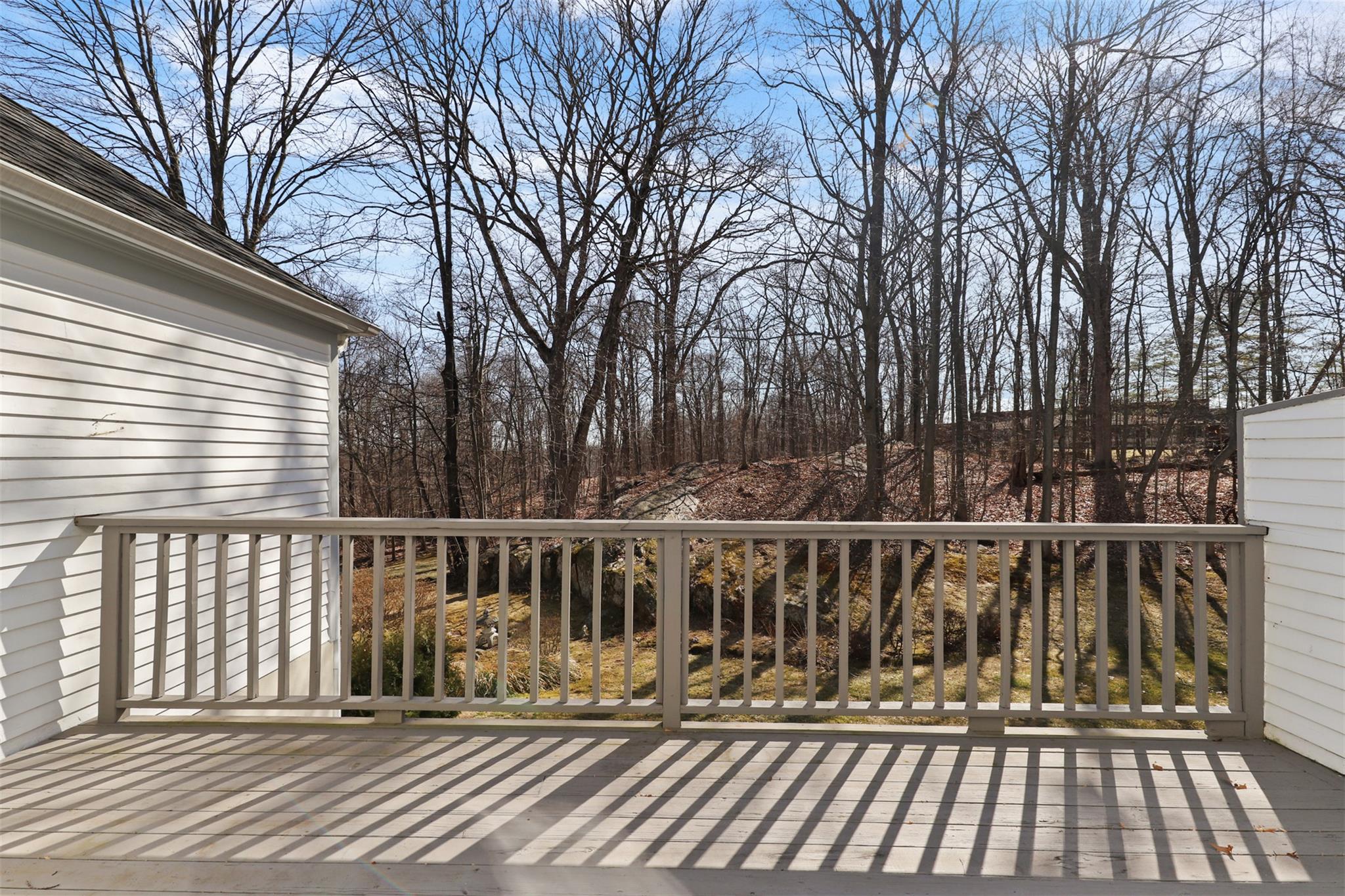 88 Brook Hills Circle, White Plains, New York image 2
