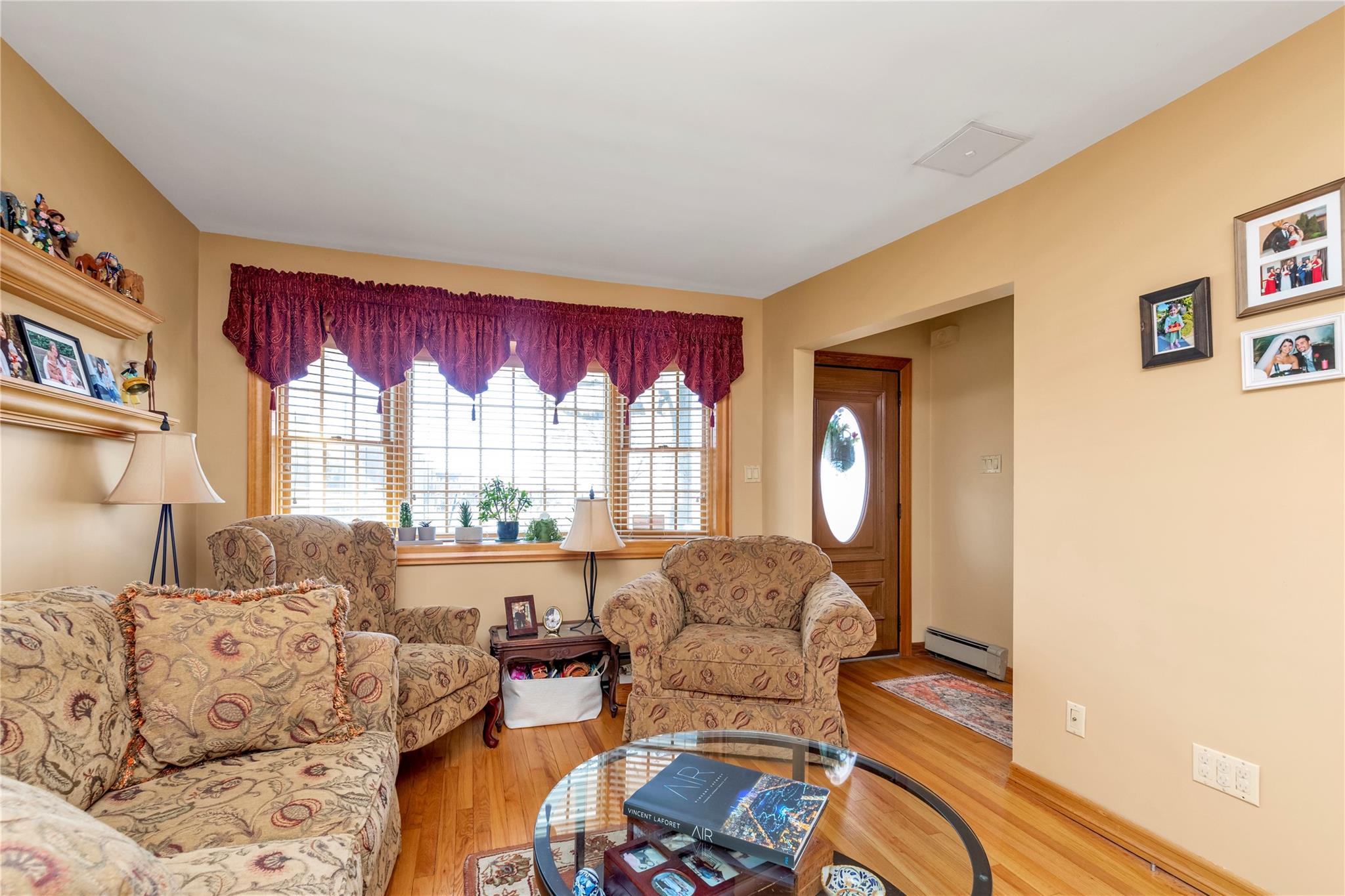 25 Miller Avenue, Floral Park, New York image 2