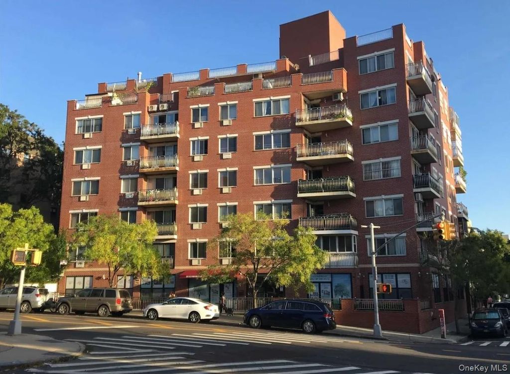 Photo of 137-08 31st Road #5E, Flushing, NY 11354 (MLS # 979890)