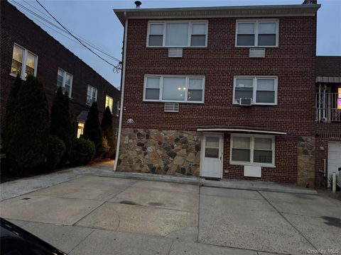 Multifamily For Sale - 61-26 164 Street<br/> Fresh Meadows, NY 11365