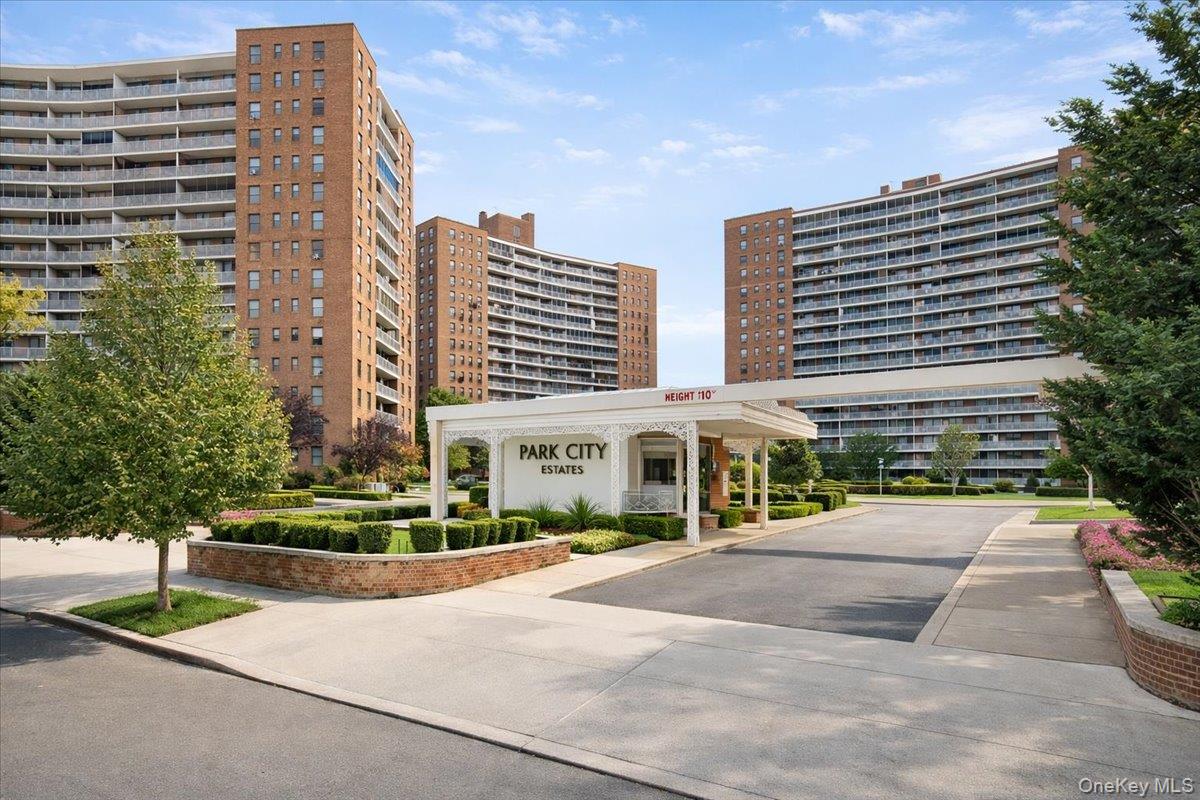 Photo 1 of 19 — 61-55 98th Street 17A, Rego Park, NY 11374