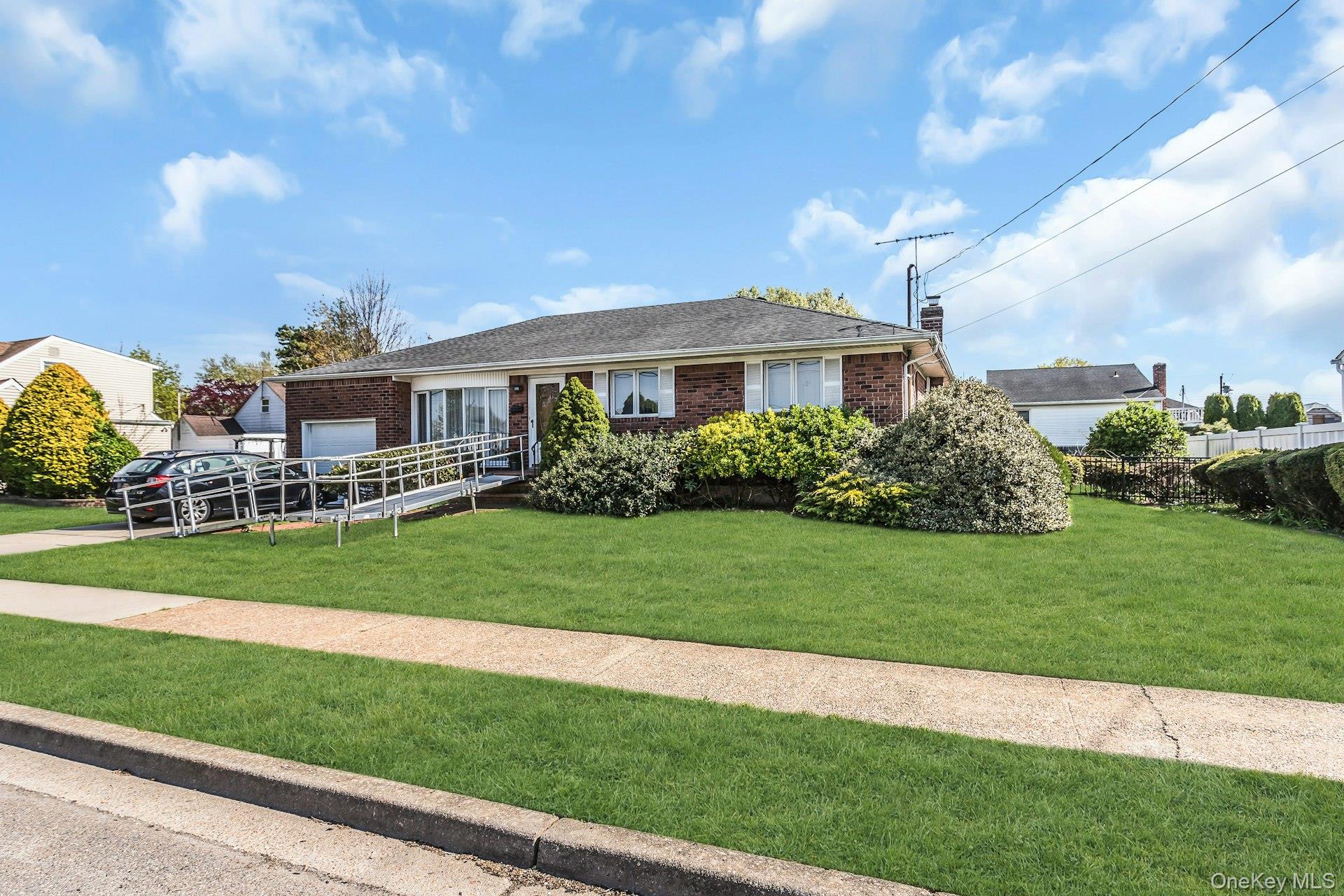 258 N Wisconsin Avenue