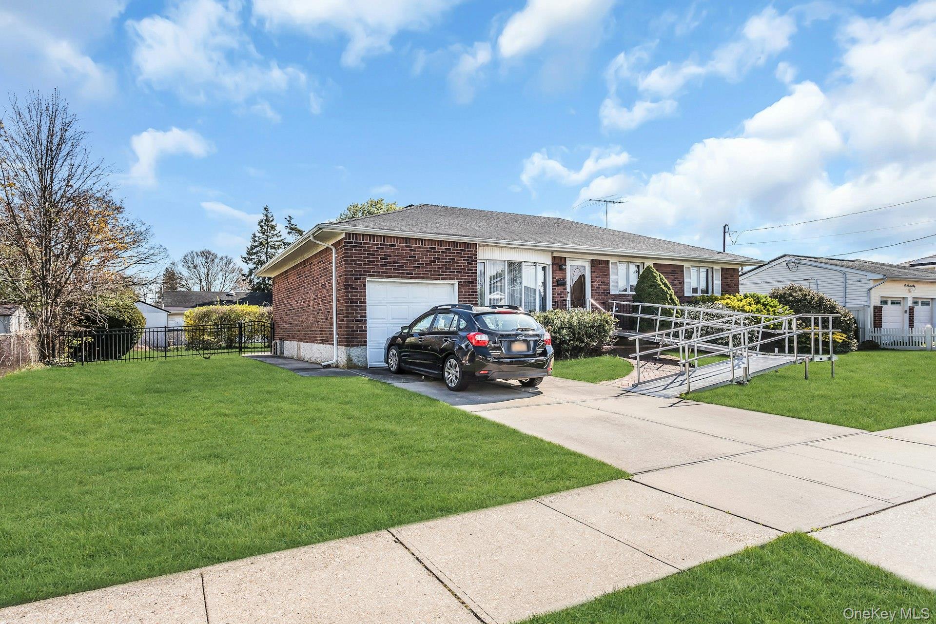 258 N Wisconsin Avenue