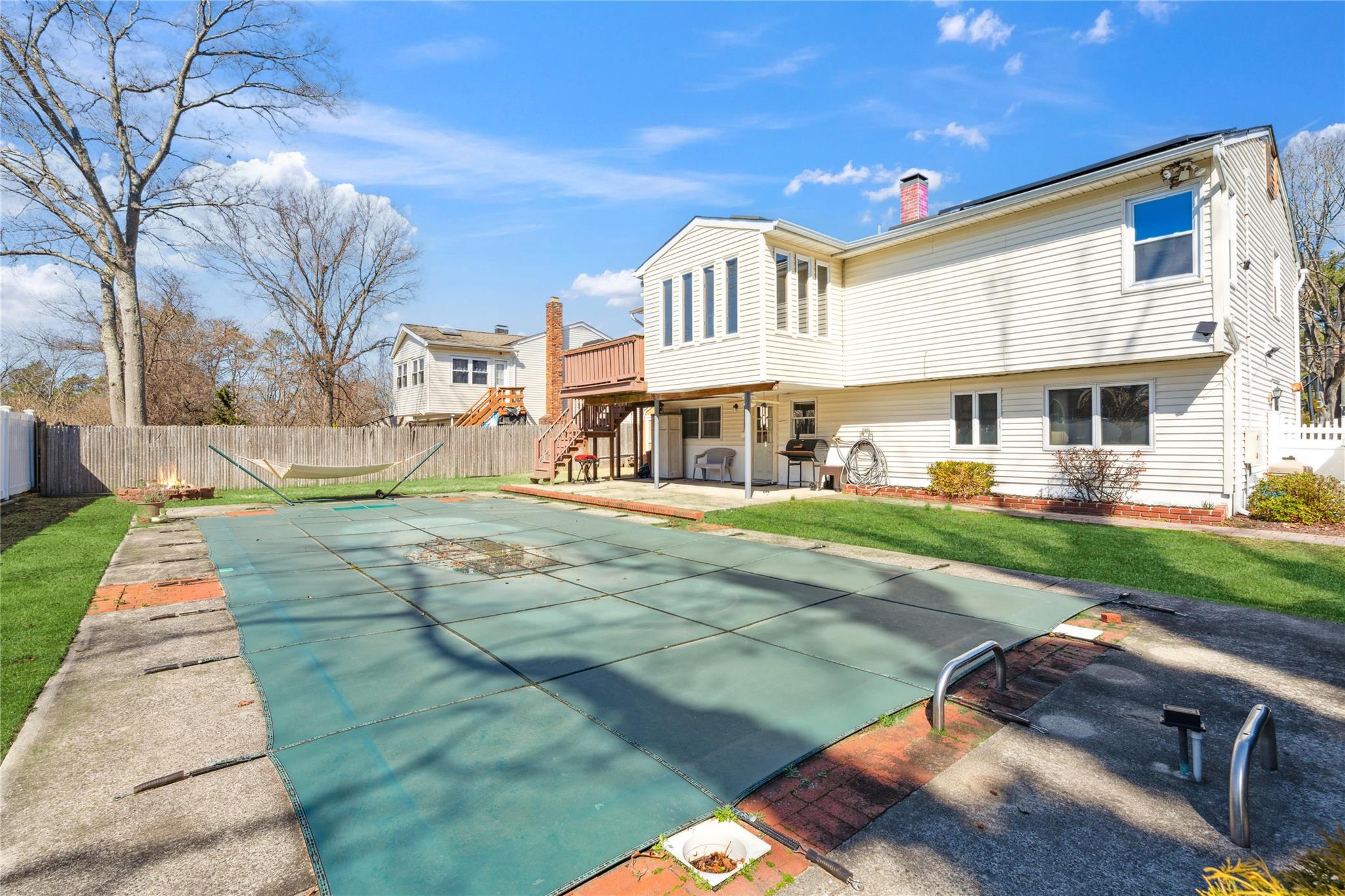 108 Hawkeye Street, Ronkonkoma, New York image 40