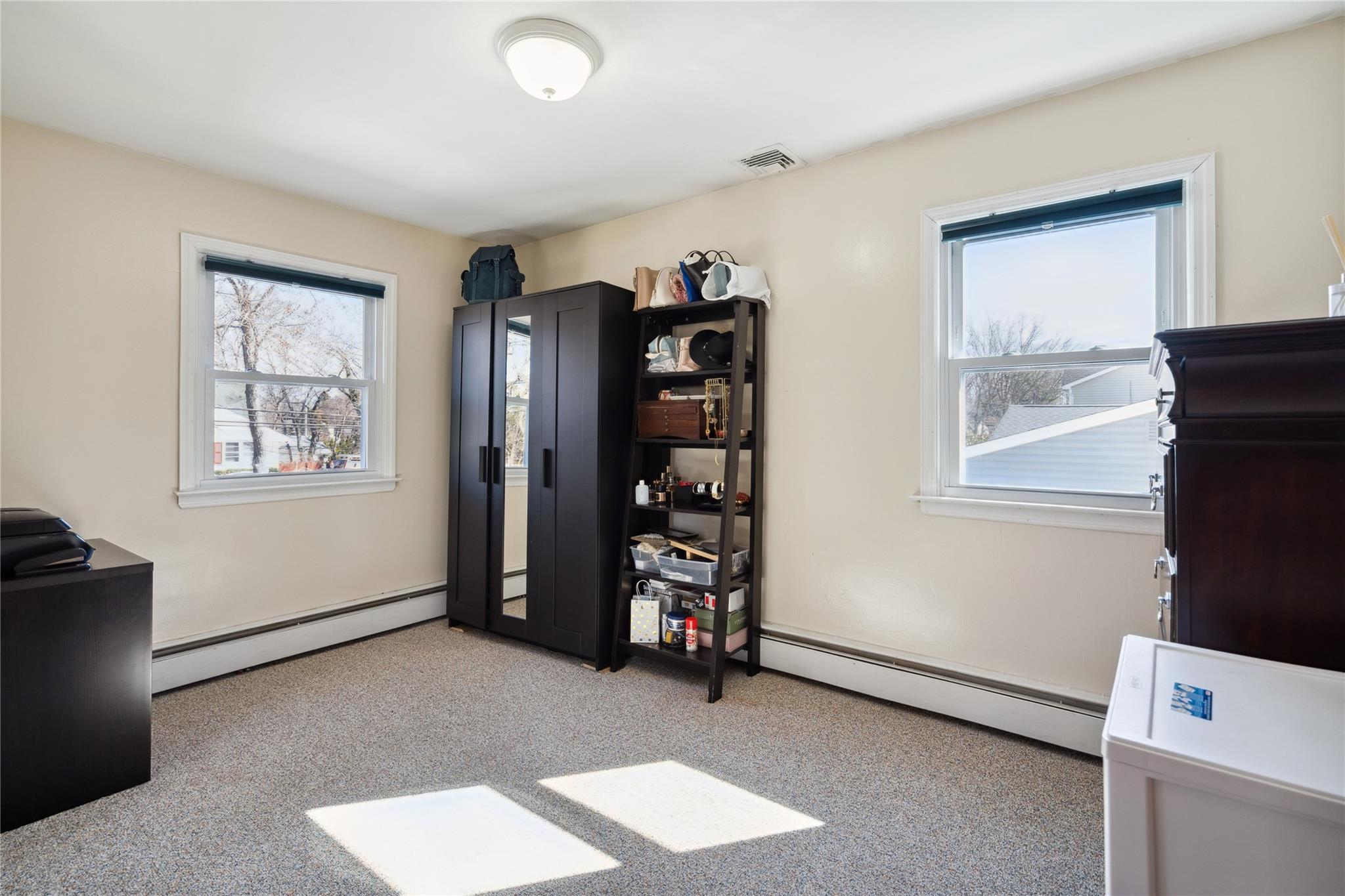 108 Hawkeye Street, Ronkonkoma, New York image 24