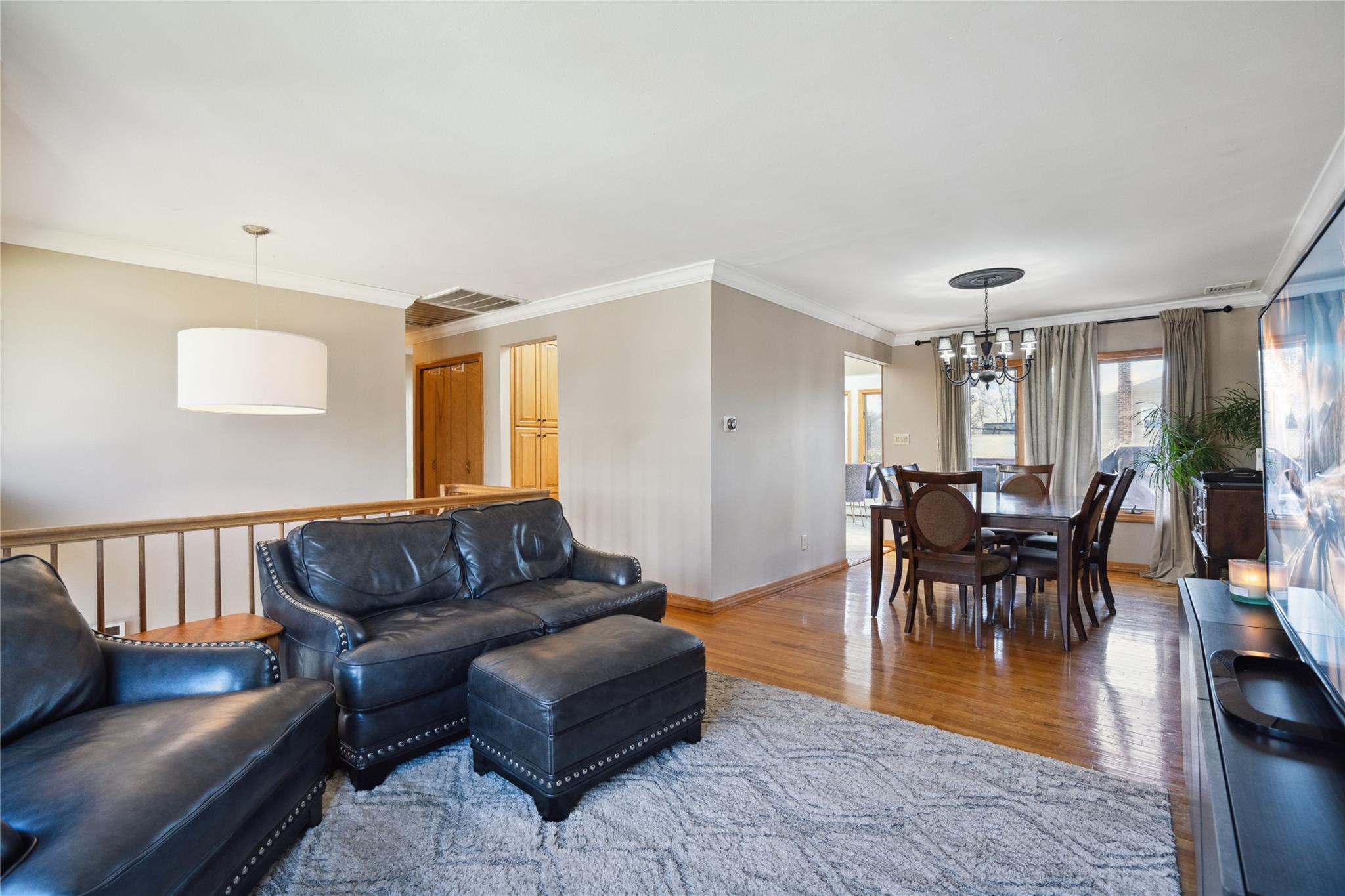 108 Hawkeye Street, Ronkonkoma, New York image 8