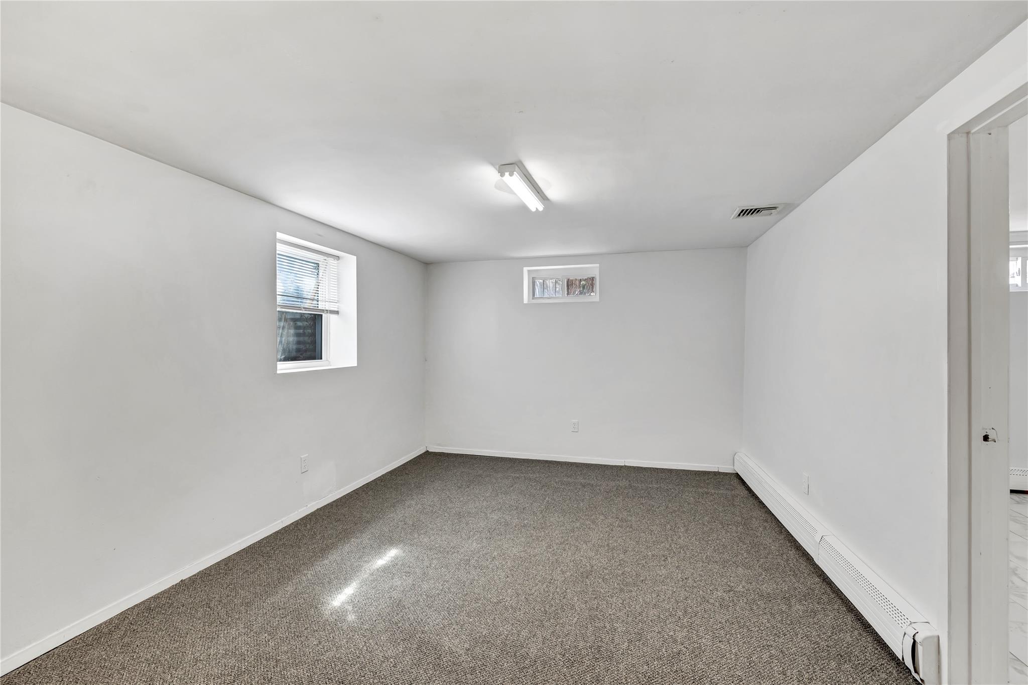 51 Sammis Avenue, Deer Park, New York image 27