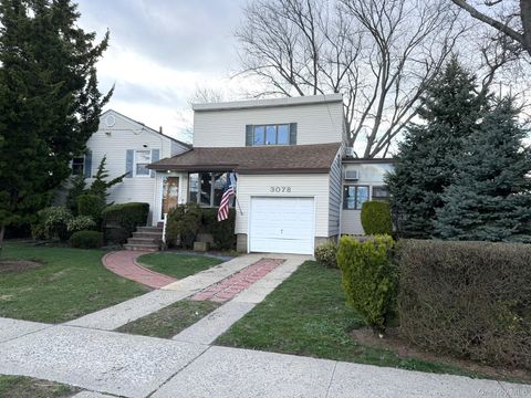3078 Grand Boulevard Baldwin NY 11510