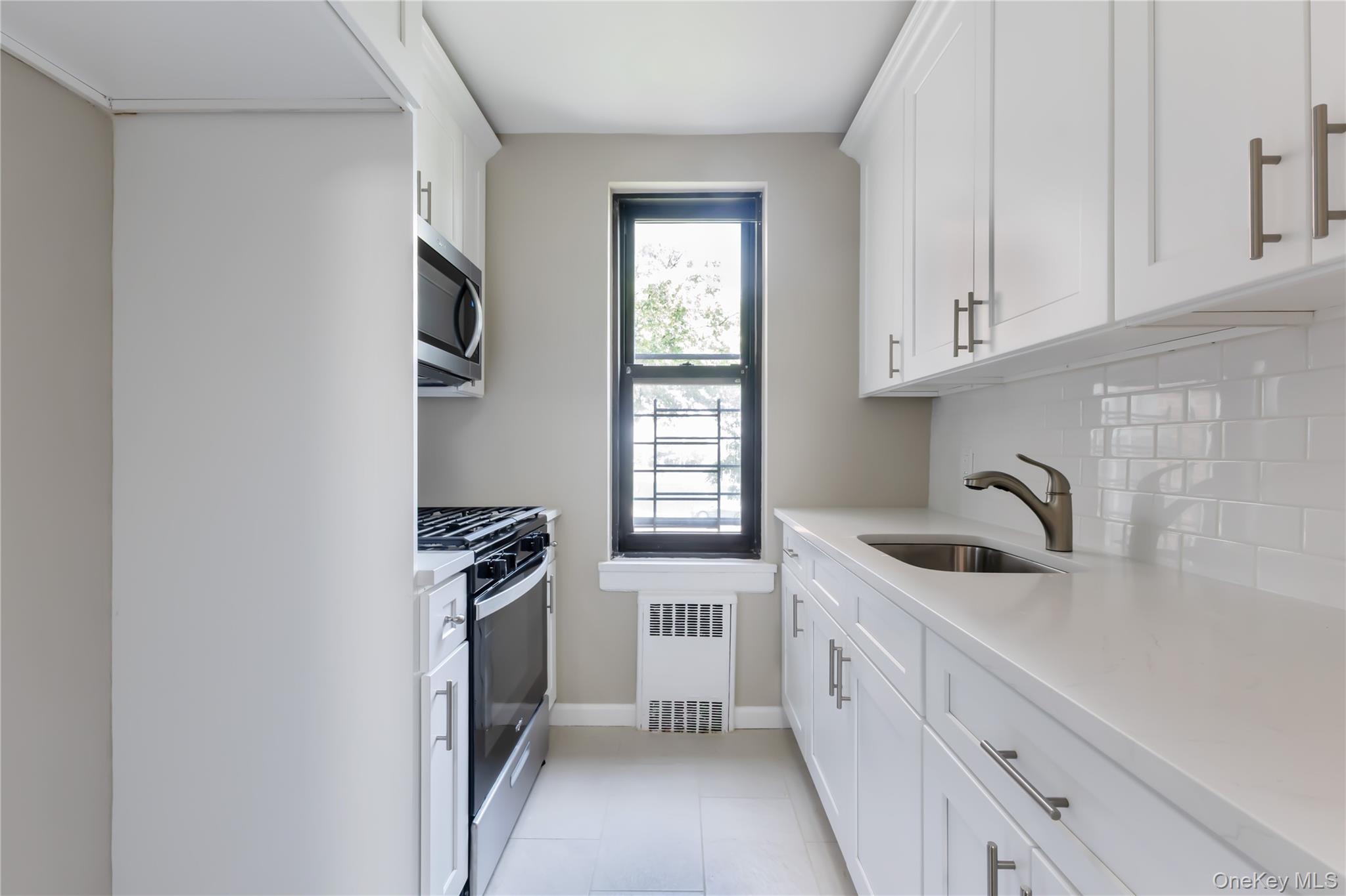 112-24 Northern Boulevard 2E