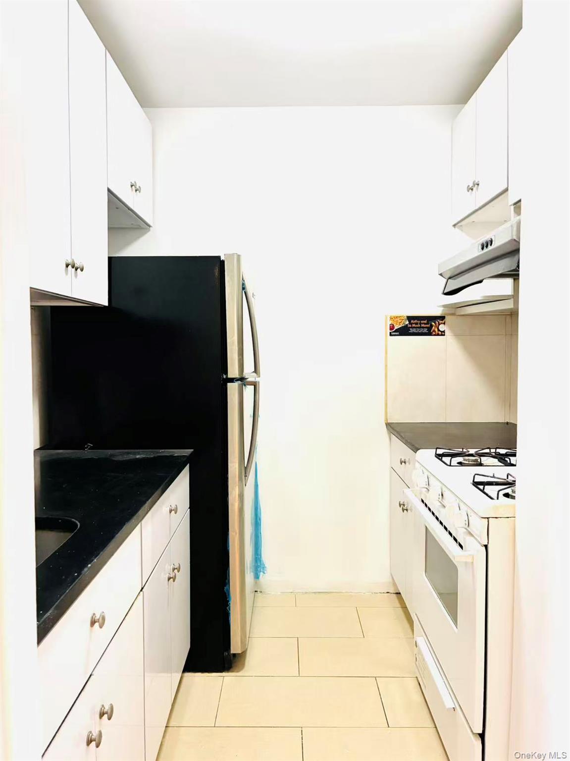 144-30 Sanford Avenue 6V