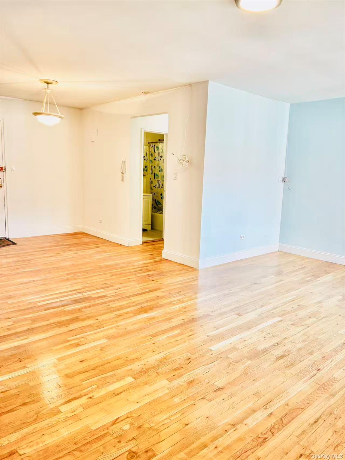 144-30 Sanford Avenue 6V