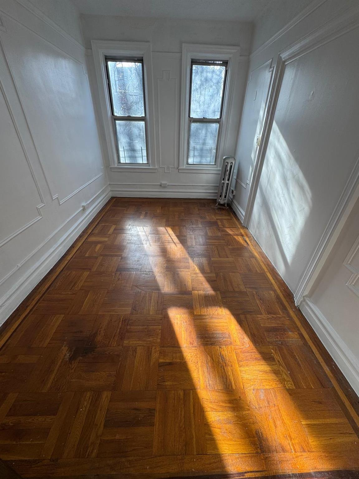 Rental Property at E 225th Street 2R, Bronx, New York - Bedrooms: 2 
Bathrooms: 1  - $2,885 MO.