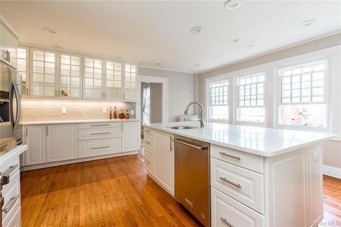 Multifamily For Sale - 39-26/24 213th Street<br/> Bayside, NY 11361