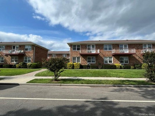 165 MANORHAVEN BLVD # G, PORT WASHINGTON, NY 11050 - Image 6ef7ec4f5c2e2a1498ddbd7d1df224d9/1348292499