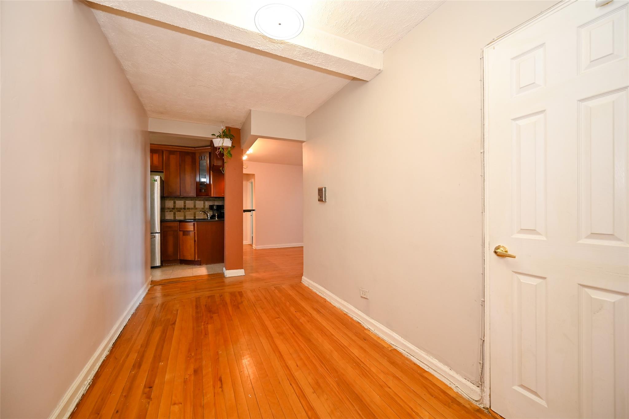 39-20 52 Street #4D, Woodside, New York image 4