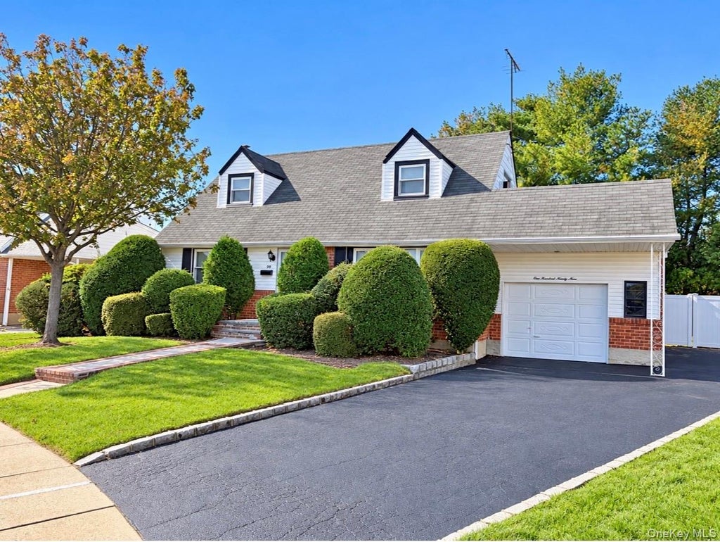 Photo of 199 Ronni Drive, East Meadow, NY 11554 (MLS # 1064886)