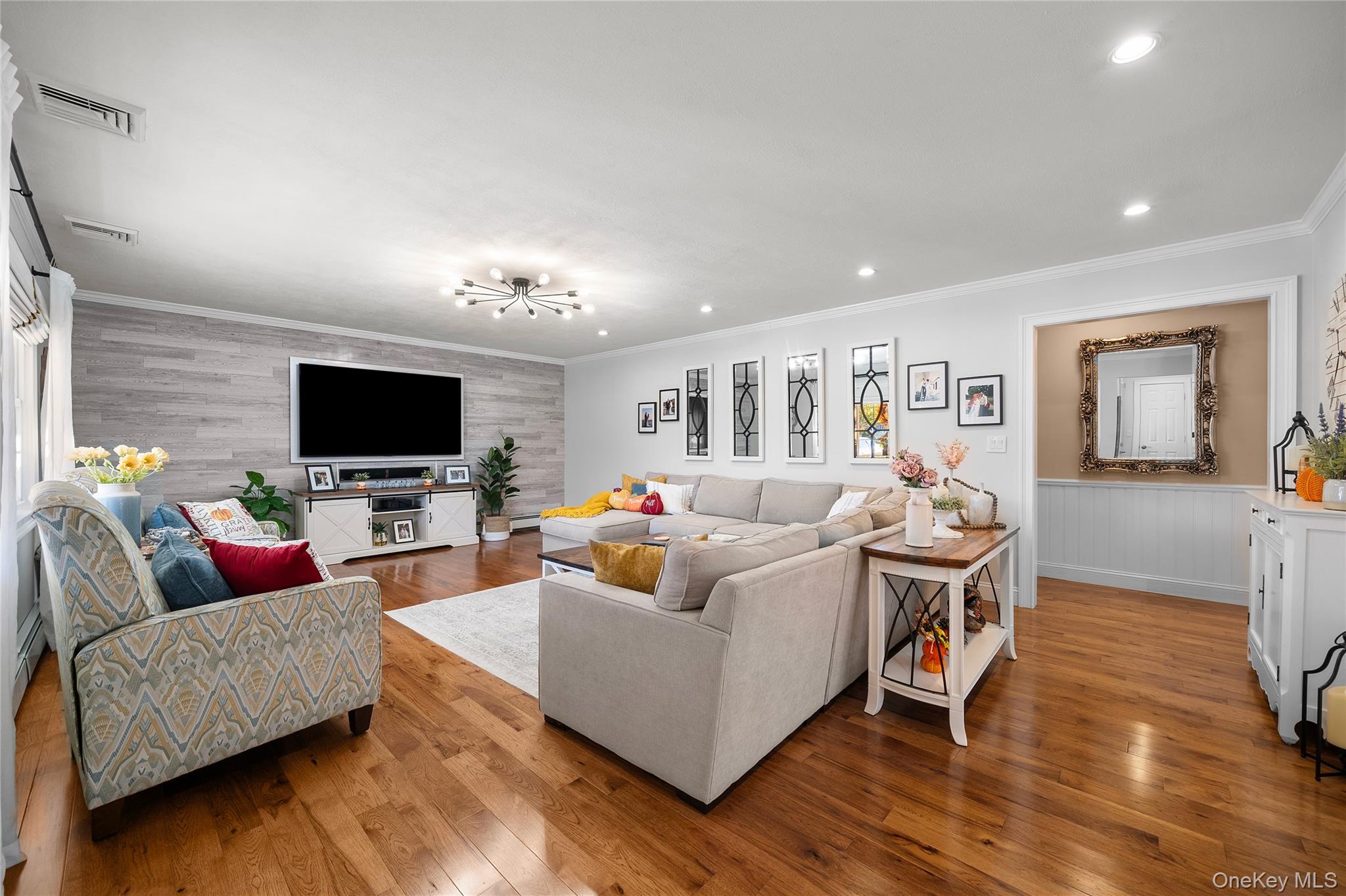 160 Grand Central Avenue