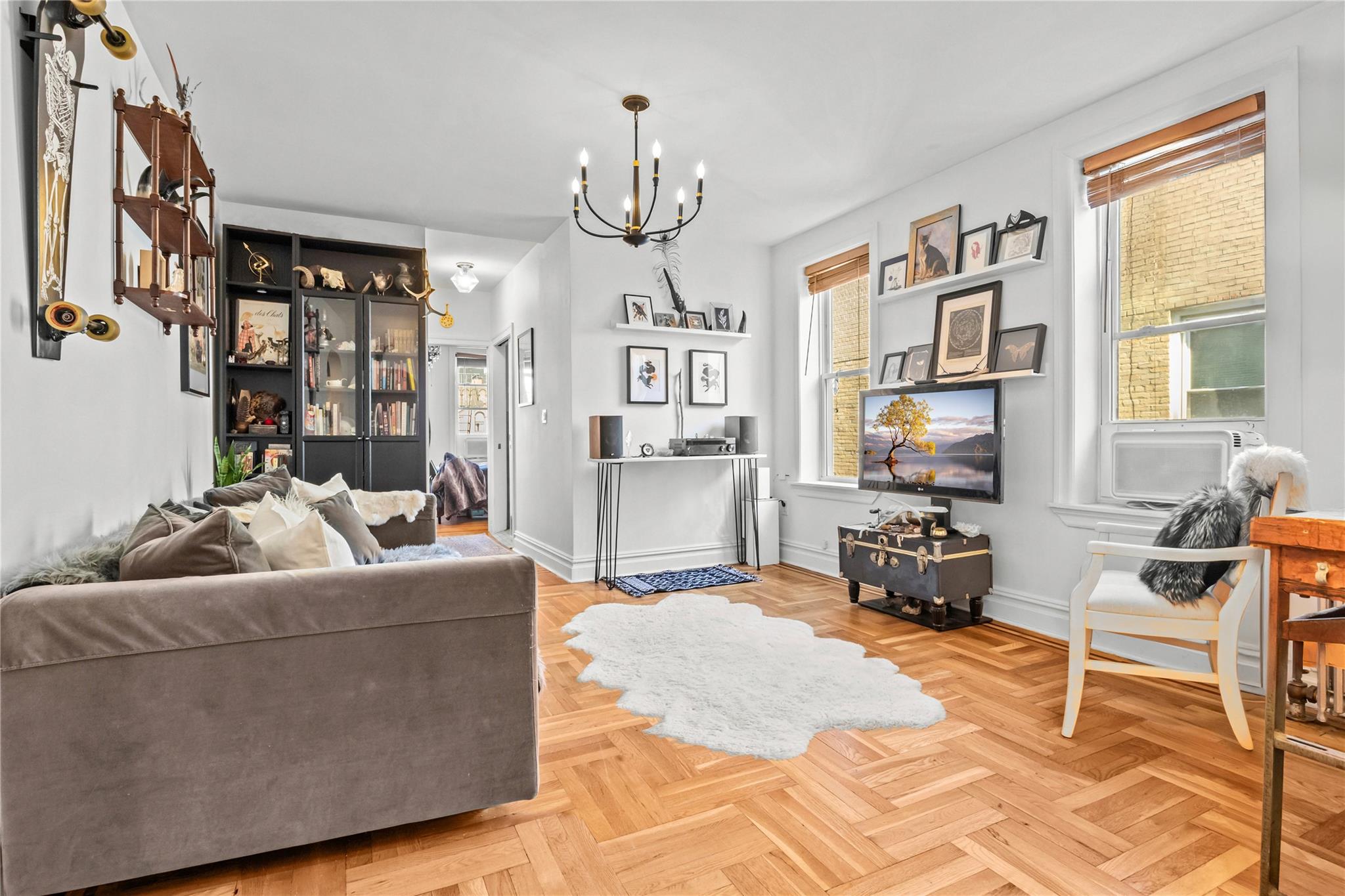 Property for Sale at Walton Avenue F19, Bronx, New York - Bedrooms: 1 
Bathrooms: 1 
Rooms: 5  - $299,000