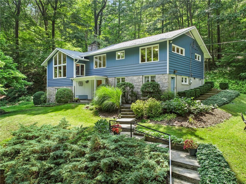 38 The Glen Gln, Katonah, New York image 2