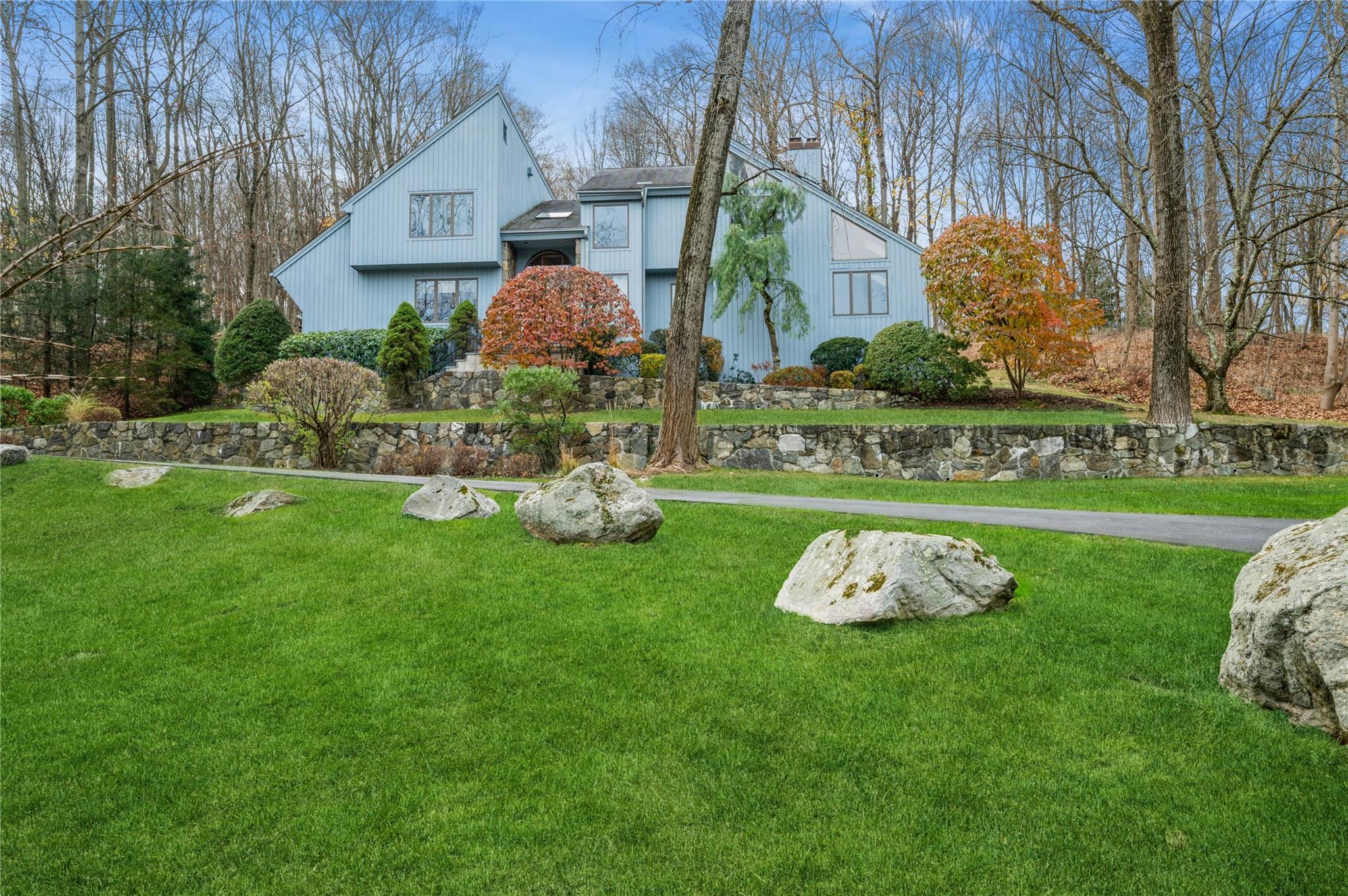 Greenridge Drive, Chappaqua, New York - 4 Bedrooms  
4 Bathrooms - 