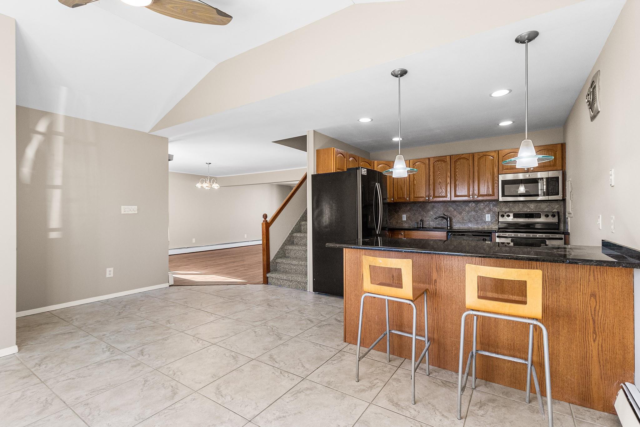 84 Ridge Lane, Levittown, New York image 6