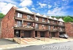 242 Street 2Fl, Douglaston, Queens, NY - 1 Bedrooms  
1 Bathrooms - 