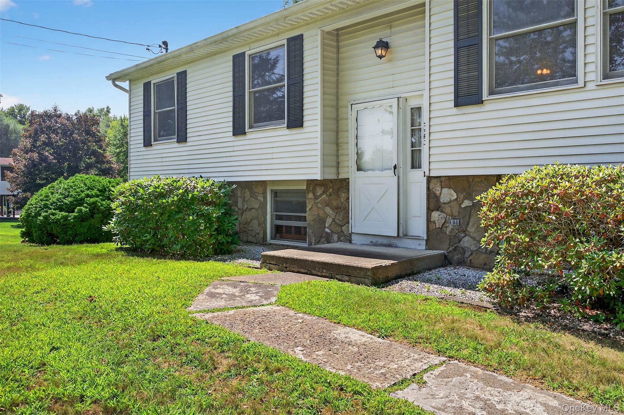 323 S Ohioville Road